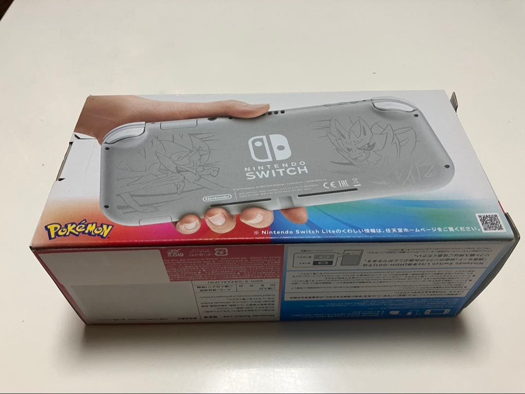Nintendo Switch Lite ポケモンコラボ