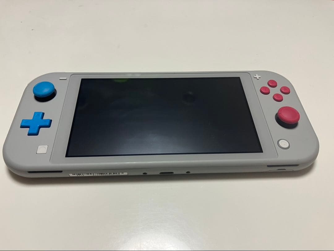 Nintendo Switch Lite ポケモンコラボ