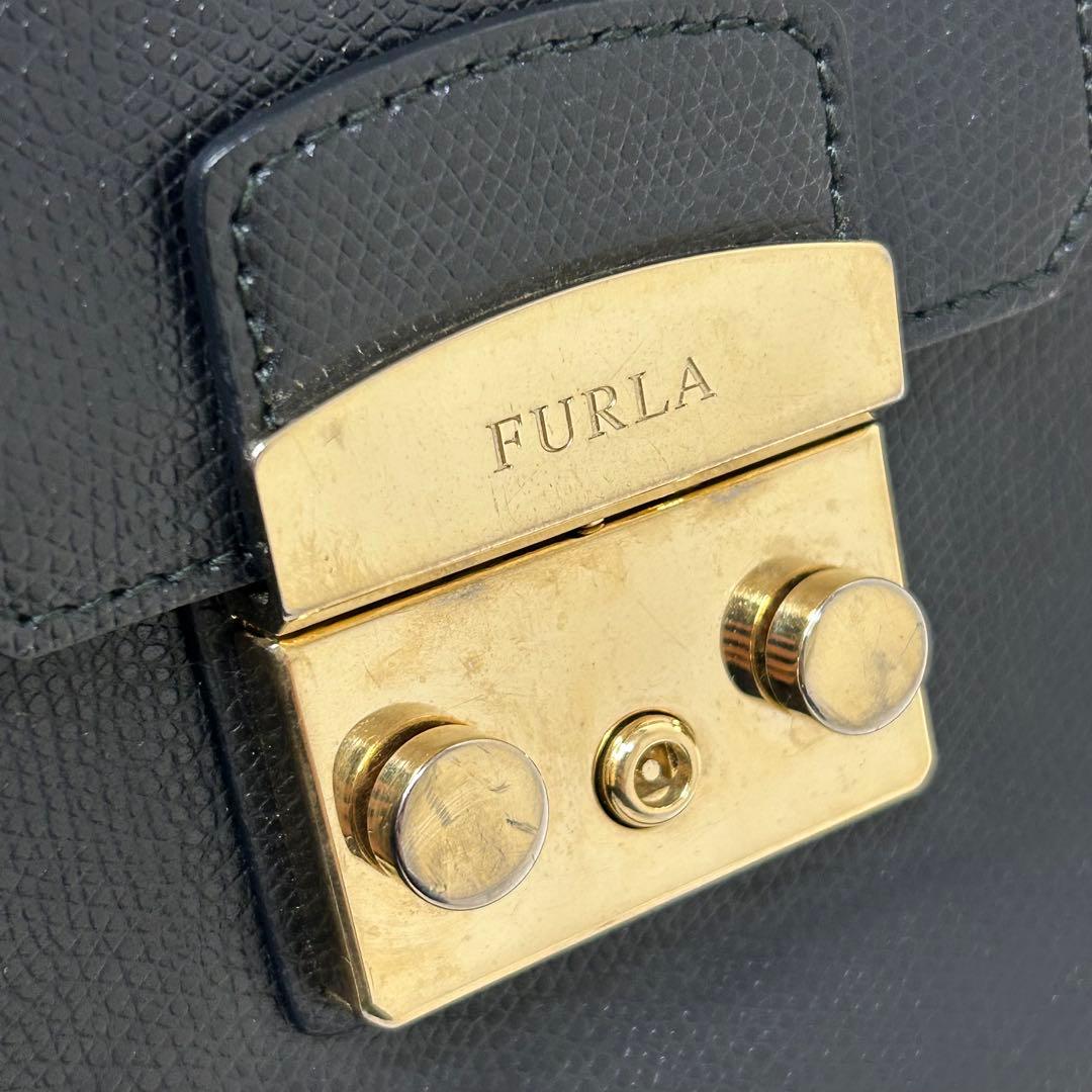 美品 FURLA フルラ ショルダーバッグ 2way 黒 ゴールド メトロポリス
