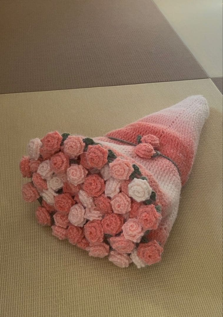 バラの花束ブランケット直径120cm，72本の大きな花ストール