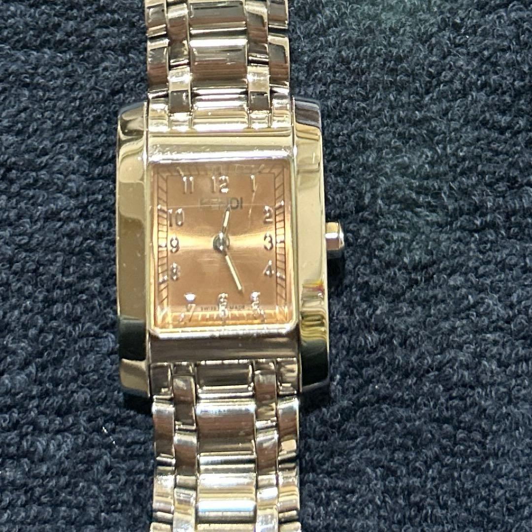 FENDI シルバー ステンレススチール 時計