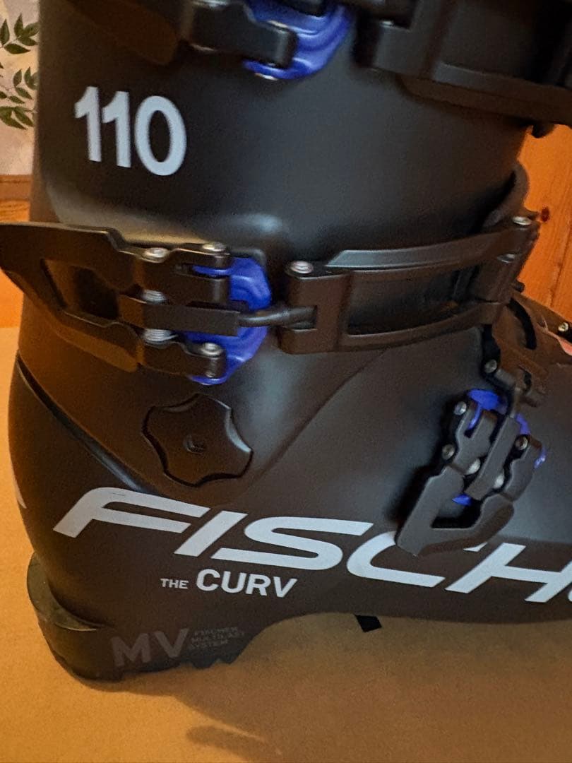 フィッシャー　スキーブーツ　CURV MV 110 ブラック　26.5センチ箱付