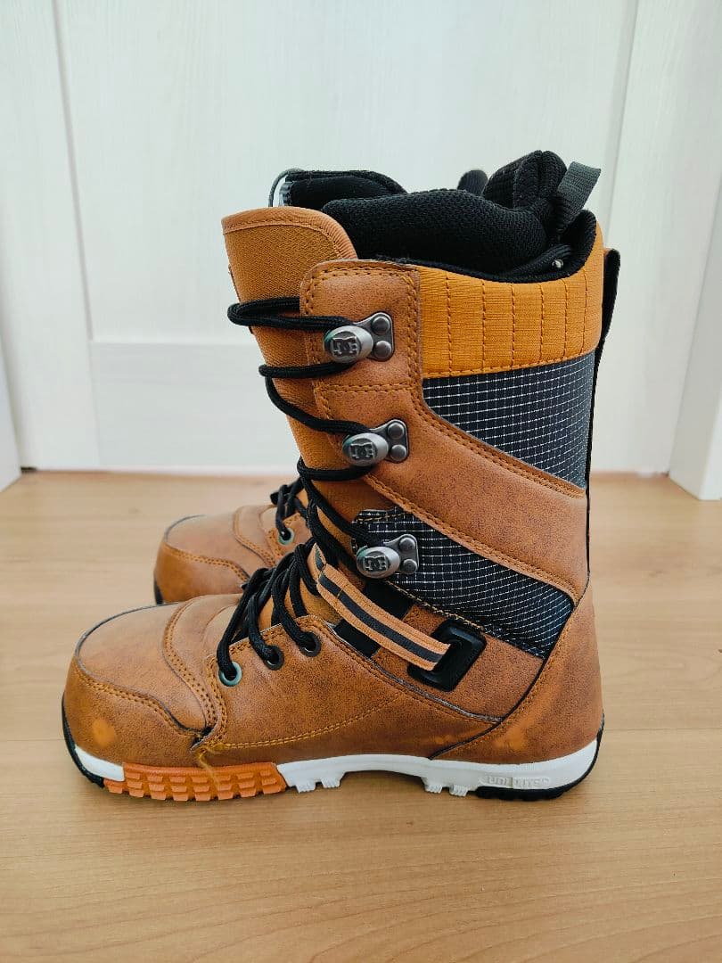 DC MUTINY US8.5（26.5cm）/ スノーボード スノボ ブーツ