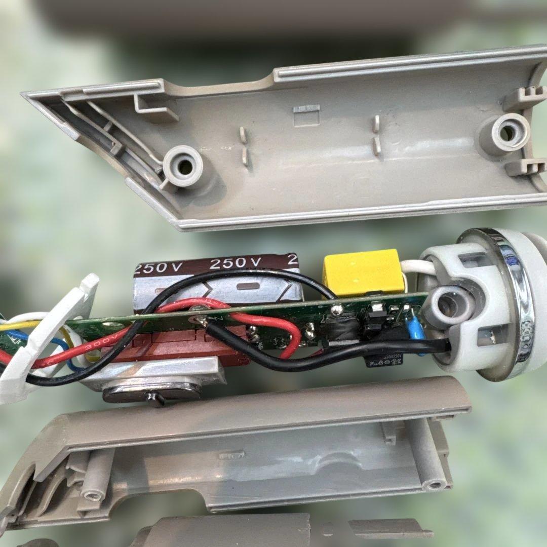 KINUJO（キヌージョ）　ＫＨ002ヘアドライヤー(正常動作品）