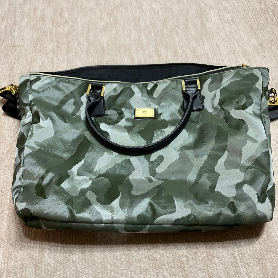 マークアンドロナ　バック