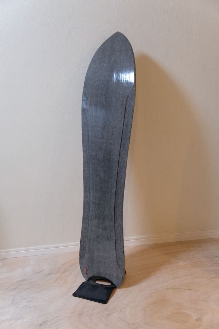 【送料無料】雪板完成品（スノートイtoy）長さ129cm【新品】