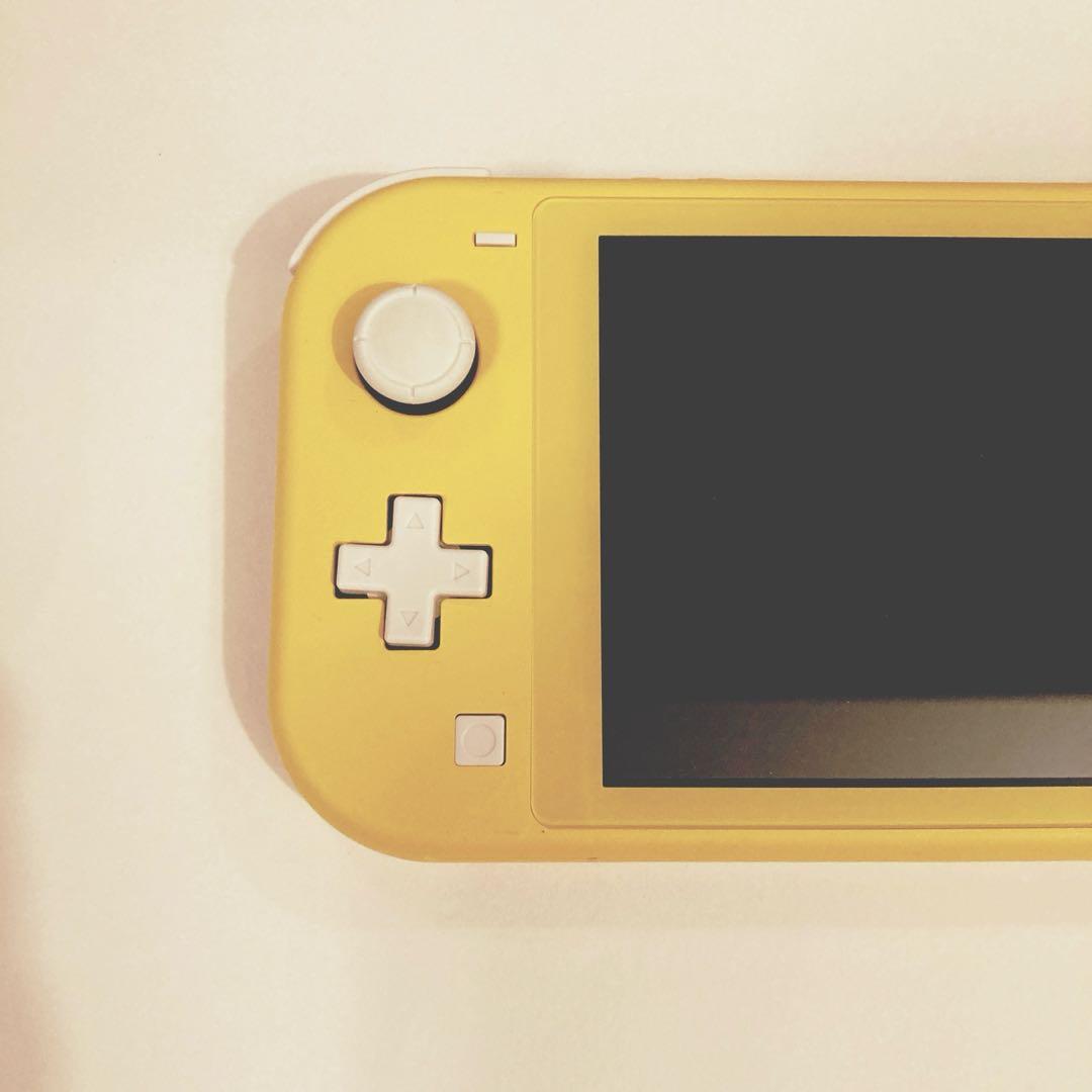 Nintendo Switch Lite イエロー カバー付き