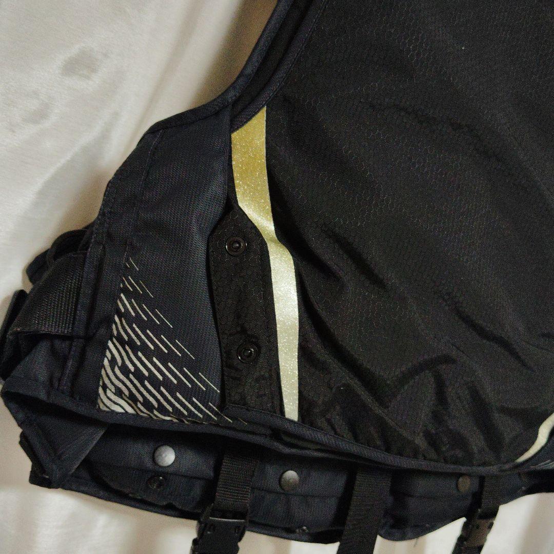 がまかつ　フローティングベスト GM-2180 カーボンブラック