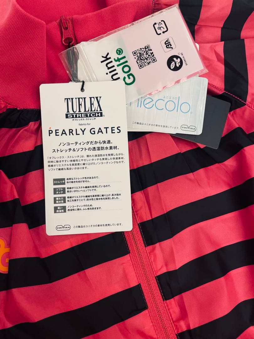 PGロゴ入り赤スウィングジャケット