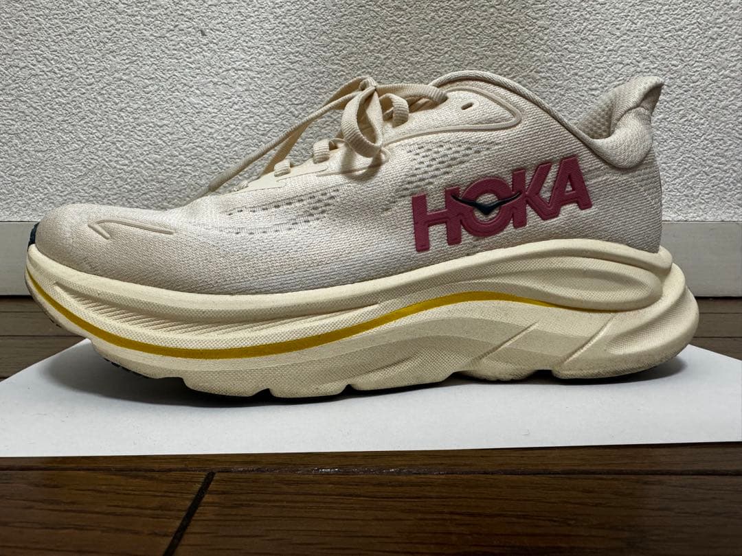 HOKA CLIFTON 10 バーチ / アラバスター