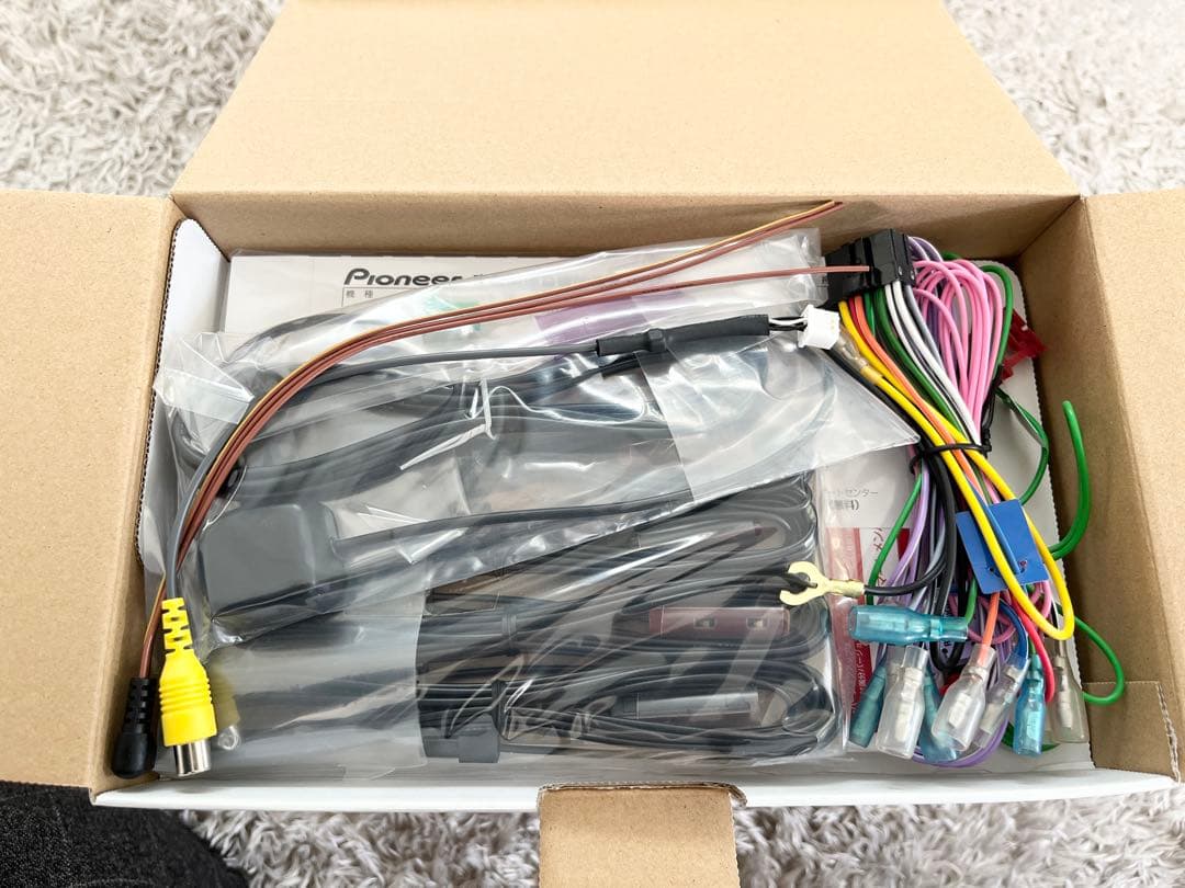 Pioneer AVIC-RW812-D カーナビ