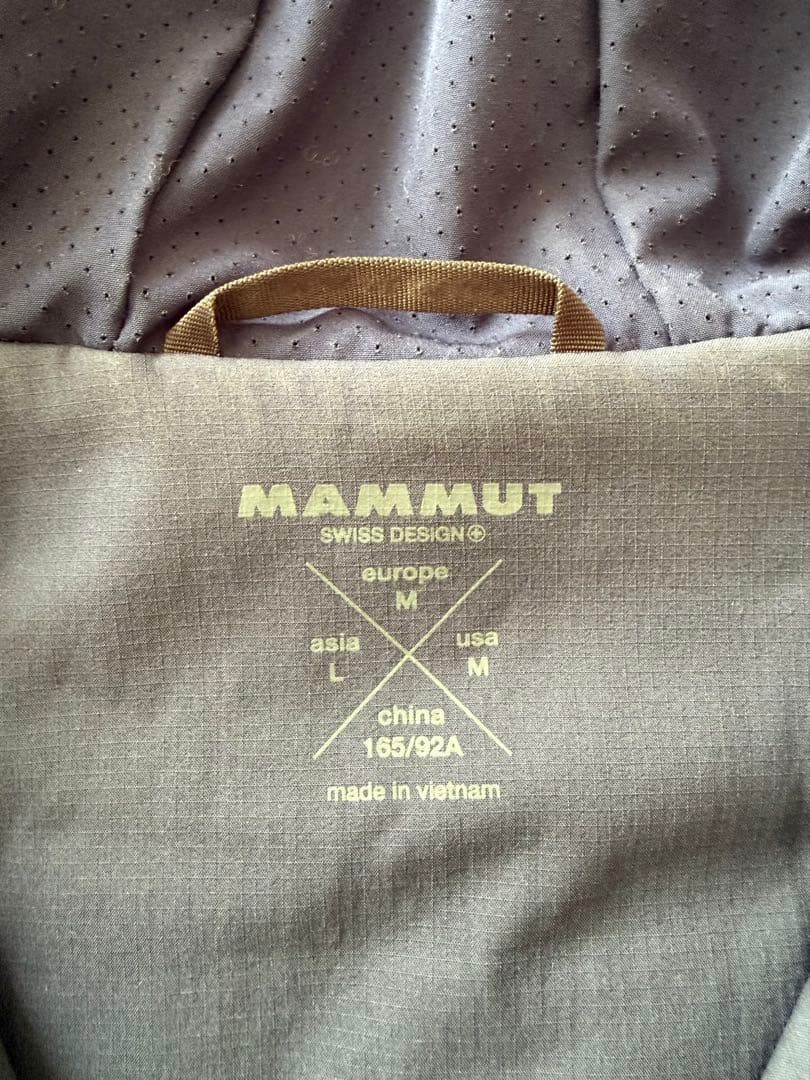 MAMMUT フード付きジャケットM 紺