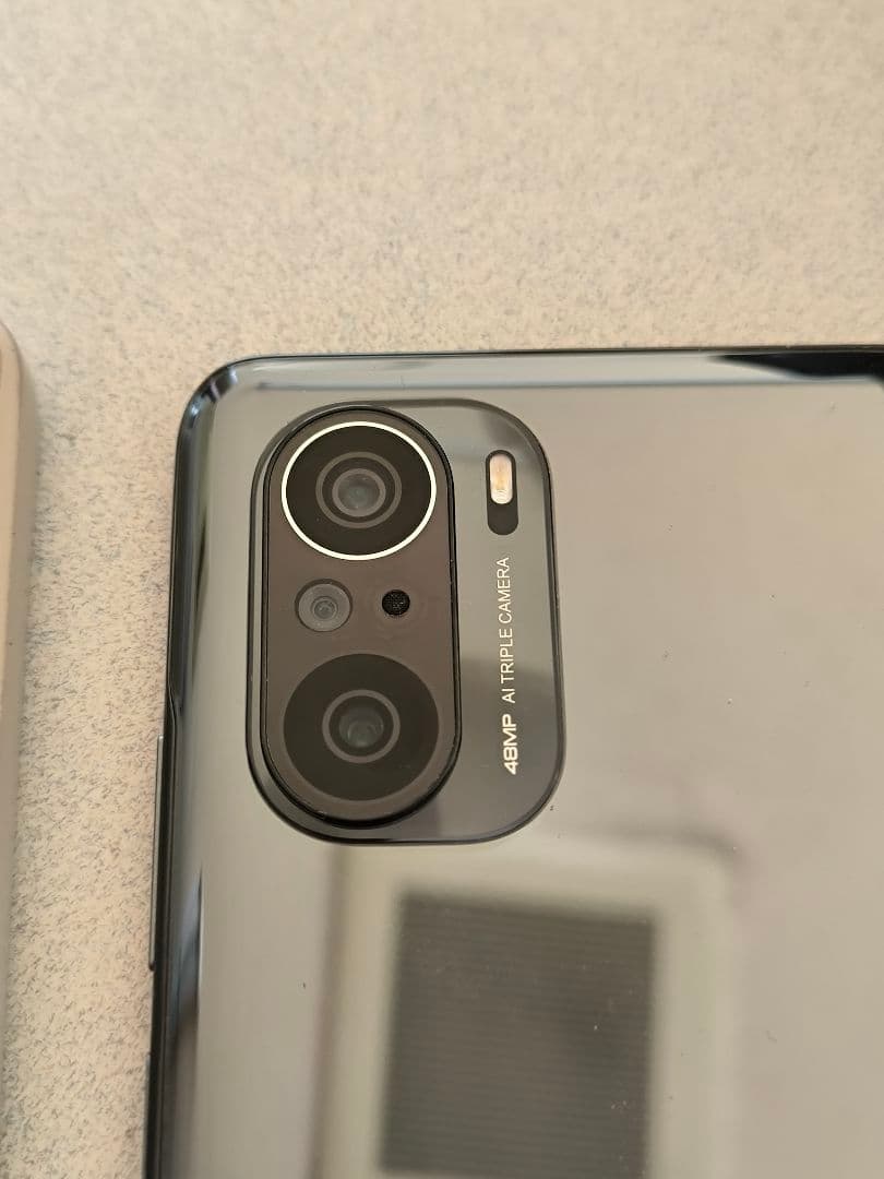 Xiaomi POCO F3 グローバル版 simフリー ８GB２５６GB