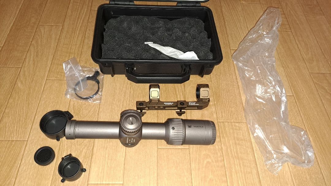 ロ*バ様 エボリューションギア　Vortex razorHDレプリカ