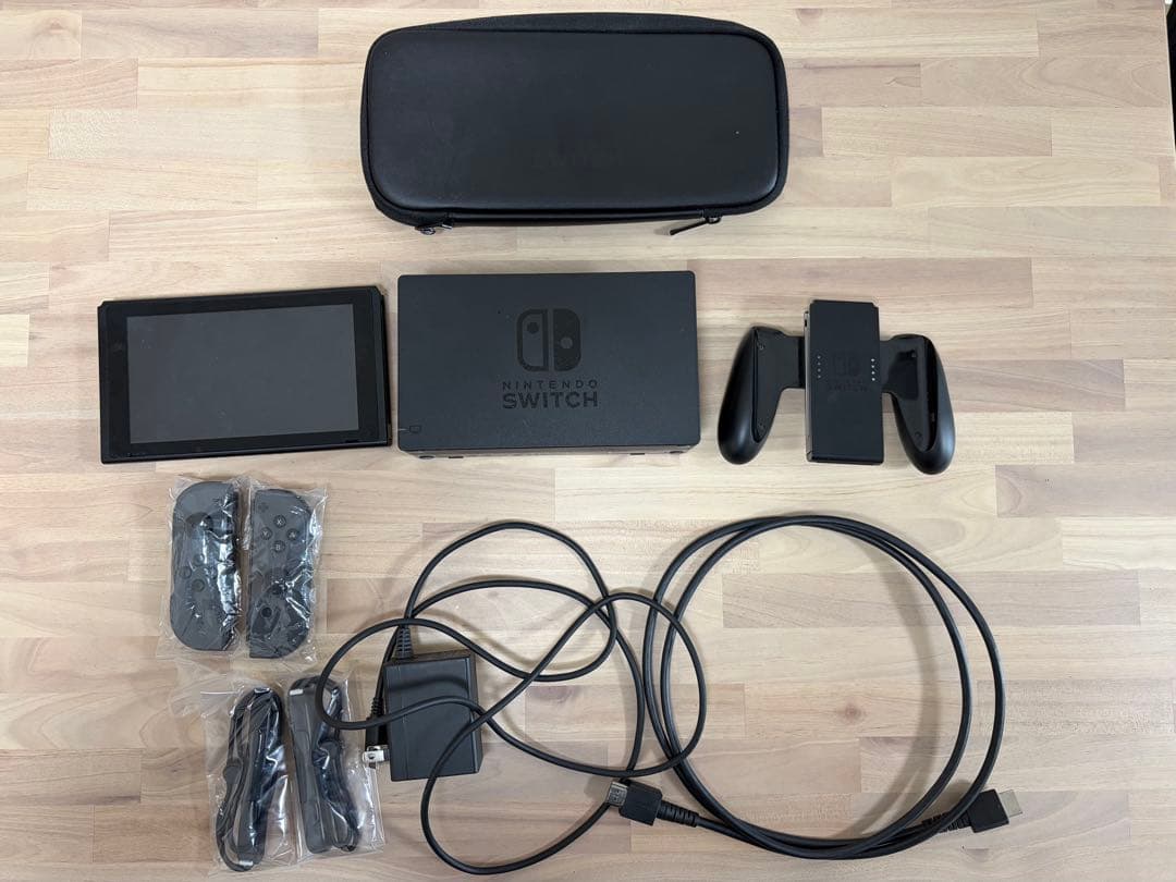 【キャリーケース付き】Nintendo Switch 本体