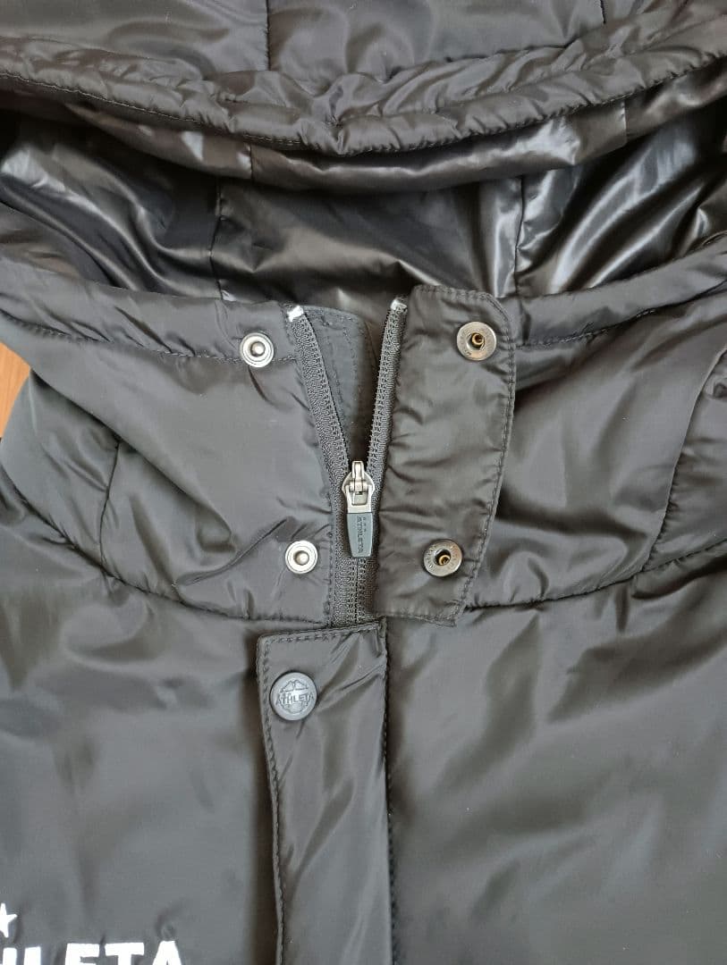 ATHLETA ジュニア ベンチコート ブラック 160