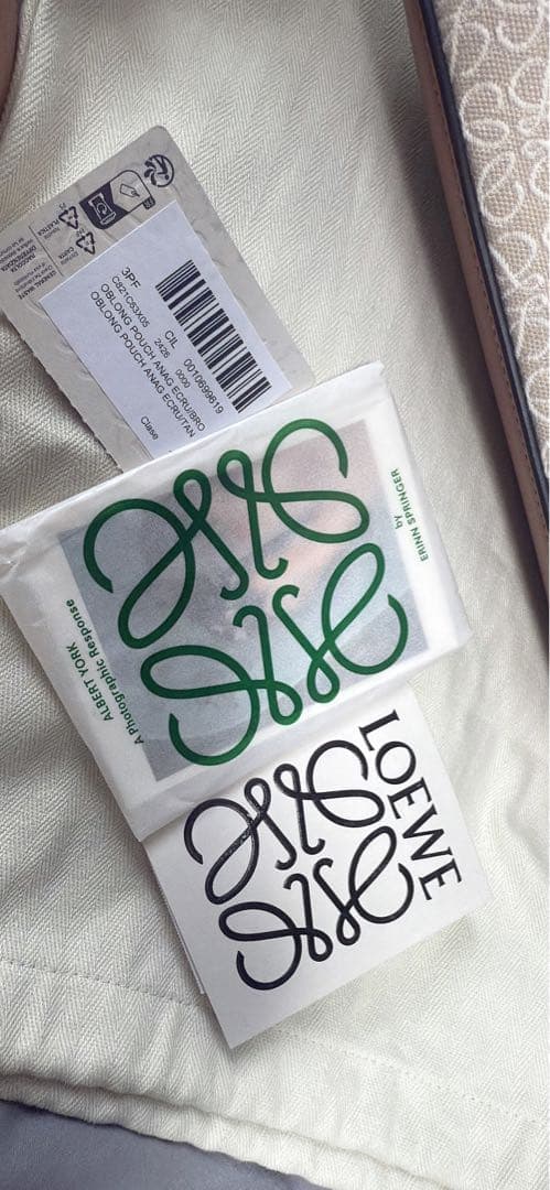 ロエベのポーチ(クラッチバッグ) 新品未使用