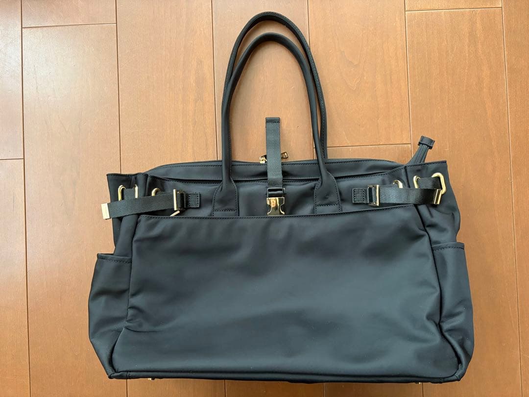 セレーンエテール　ブラック ビジネスバッグ ショルダーストラップ付き