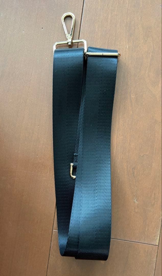 セレーンエテール　ブラック ビジネスバッグ ショルダーストラップ付き