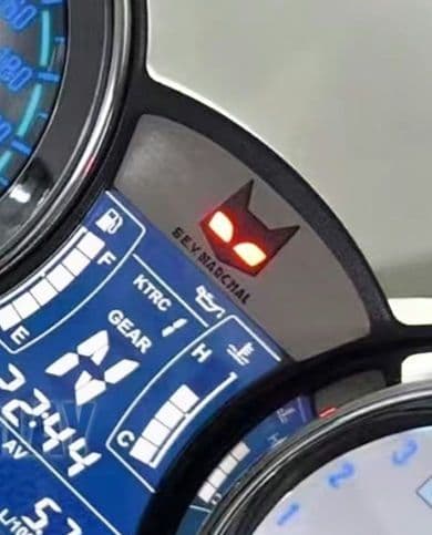 新品！Z900RS メータートリム　マーシャル