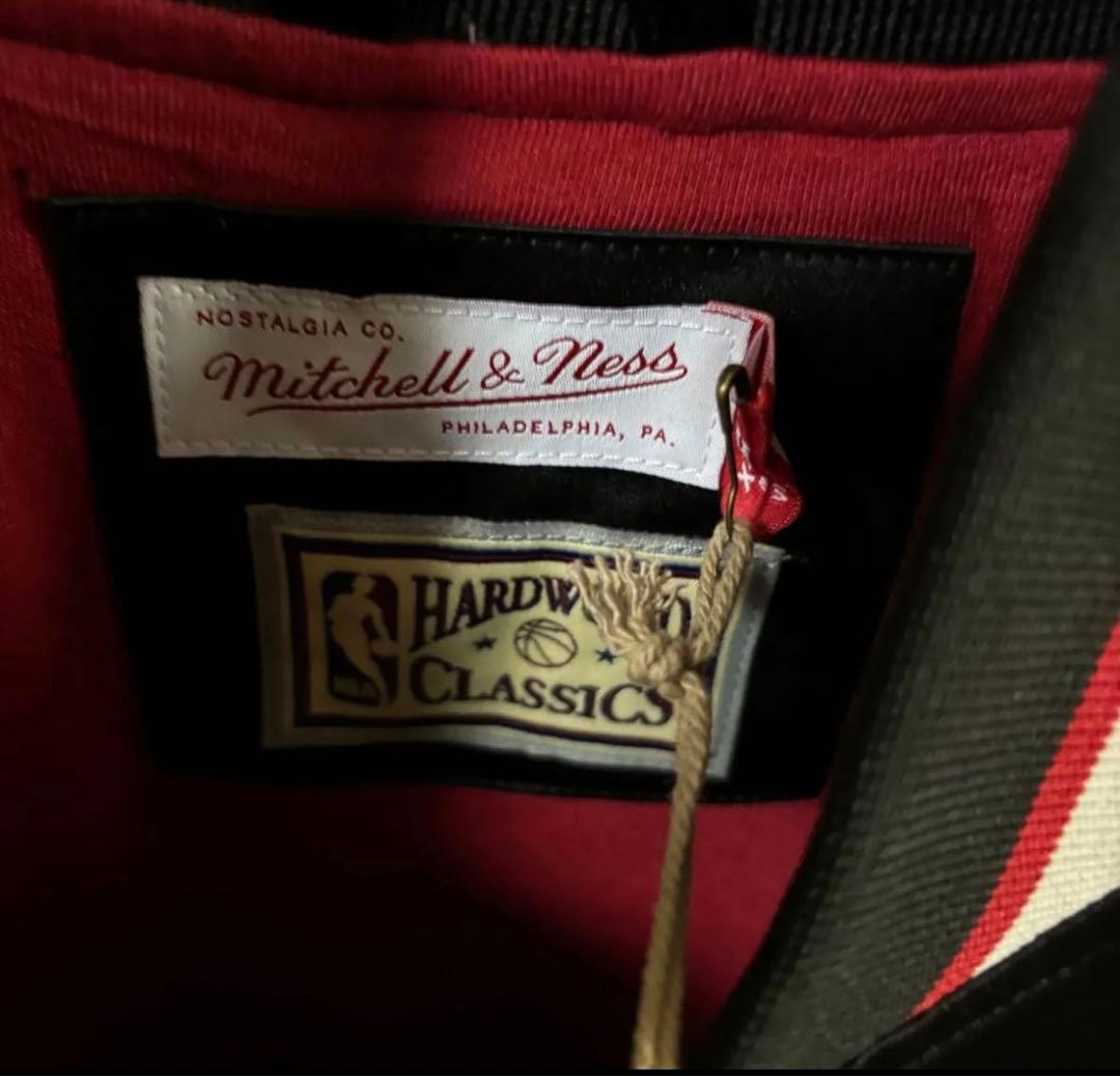 新品未使用タグ付き❗️NBA シクサーズ　スタジャン