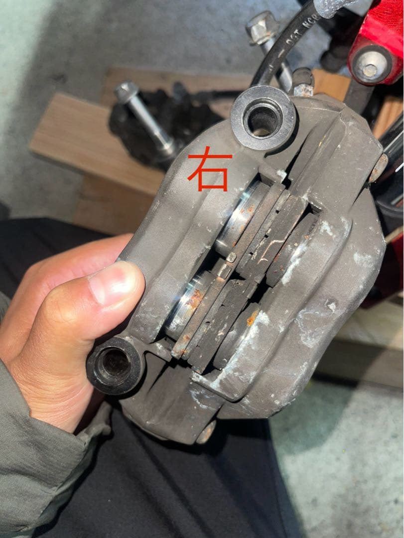 TOKICO ブレーキキャリパー 左右セット