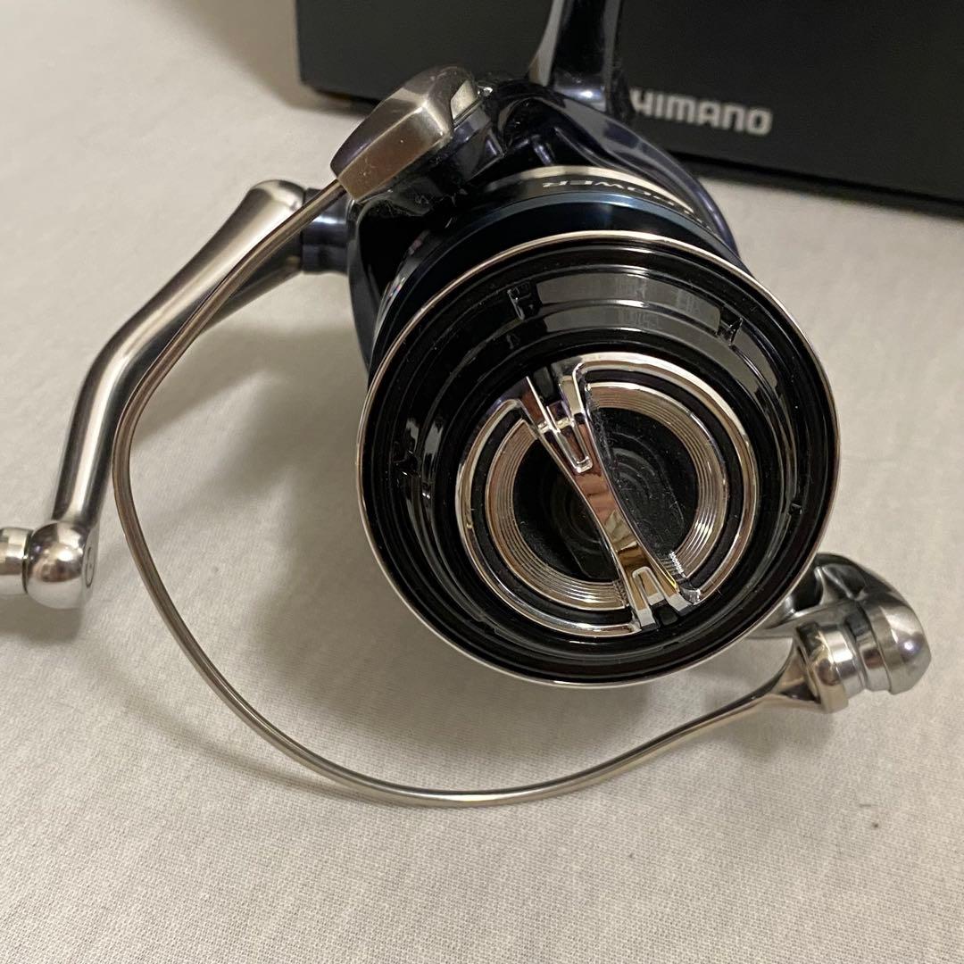 【新品未使用】シマノ ツインパワー SW8000HG スピニングリール