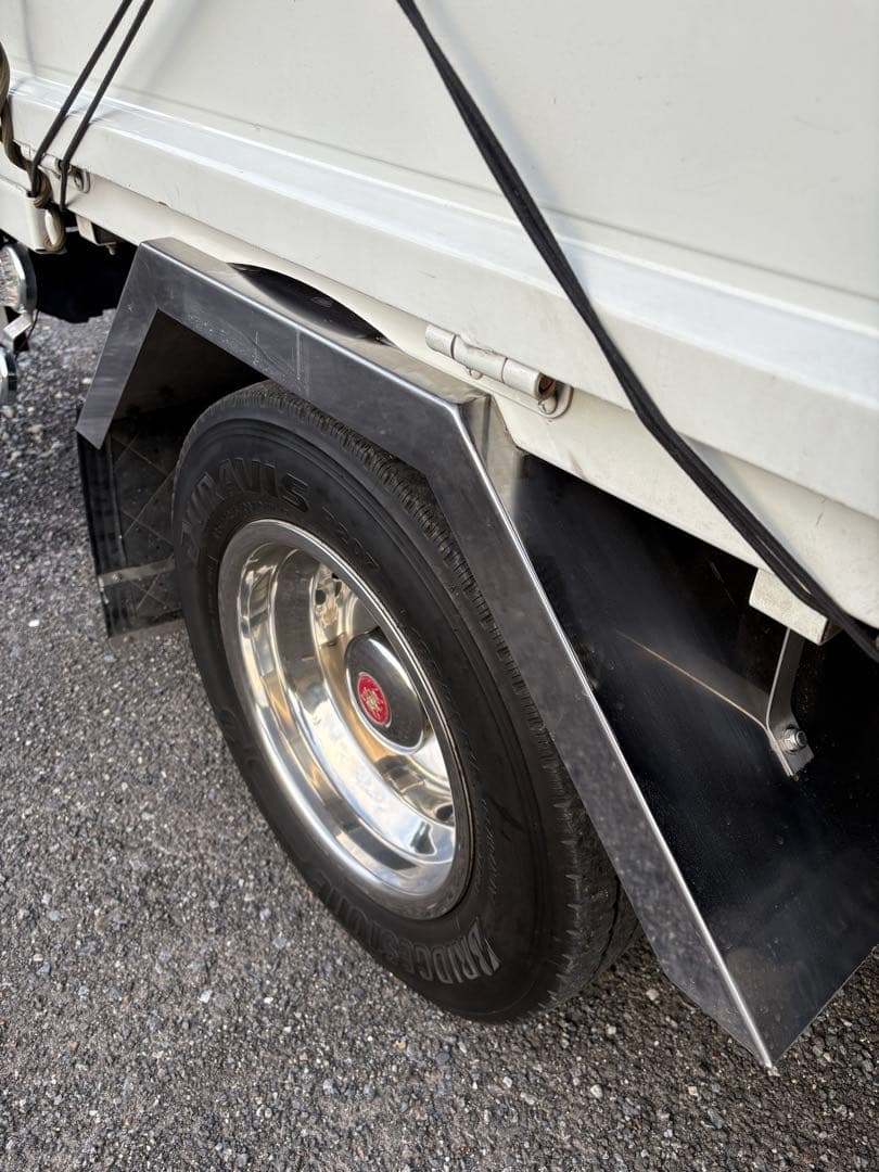 ジェネレーションキャンター用に加工リヤフェンダー泥除けは付属しません直接引取限定