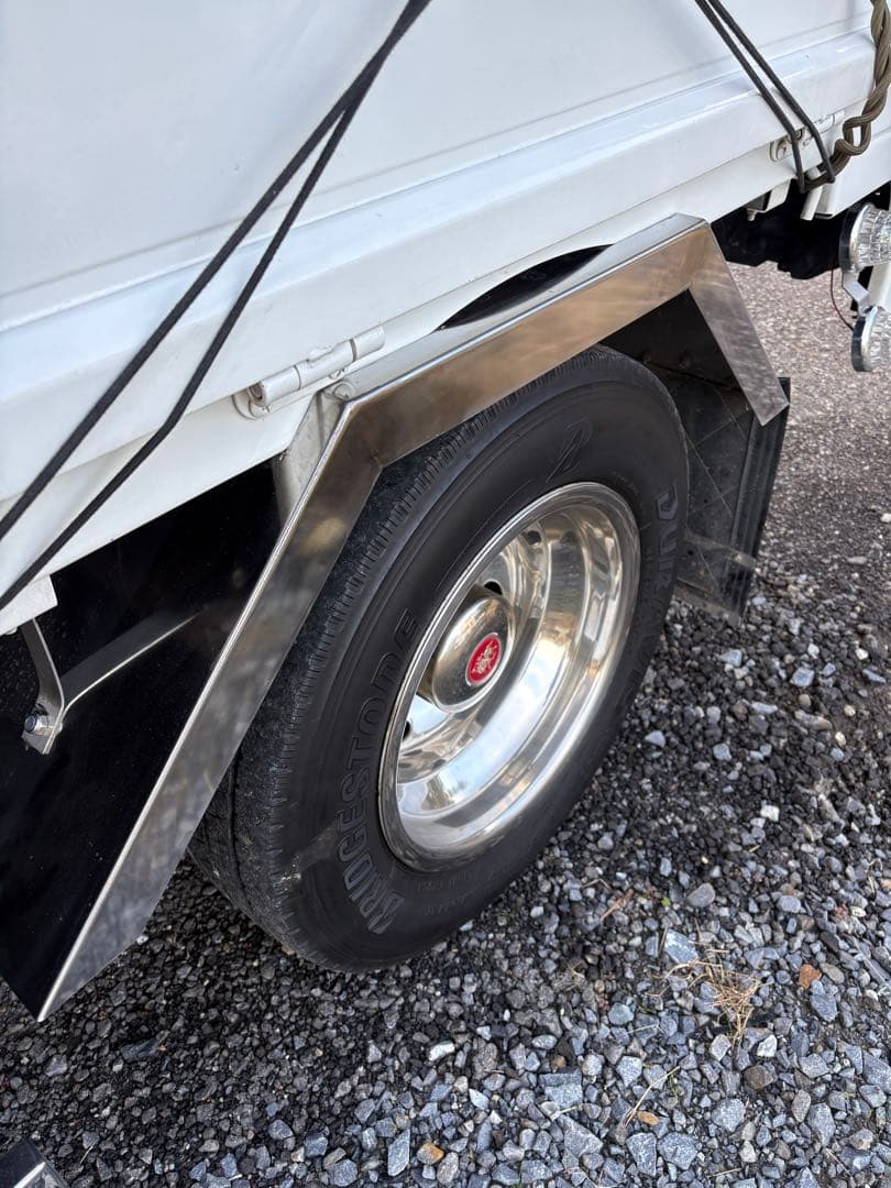 ジェネレーションキャンター用に加工リヤフェンダー泥除けは付属しません直接引取限定