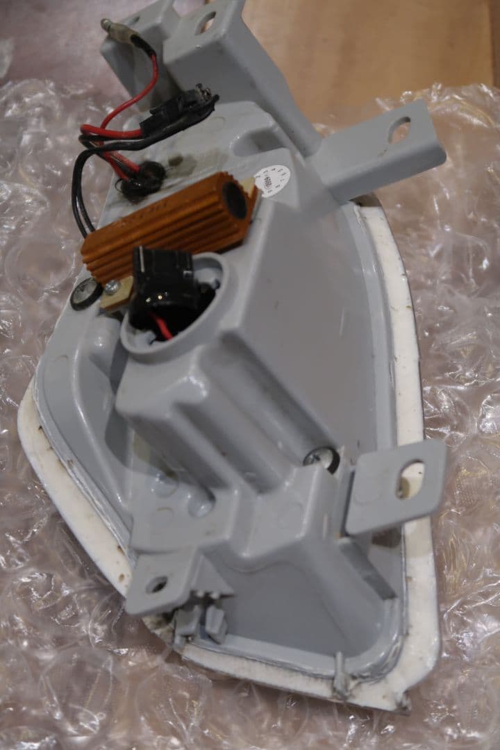 Revier プリウスα 前期　デイライト LED Ver.2