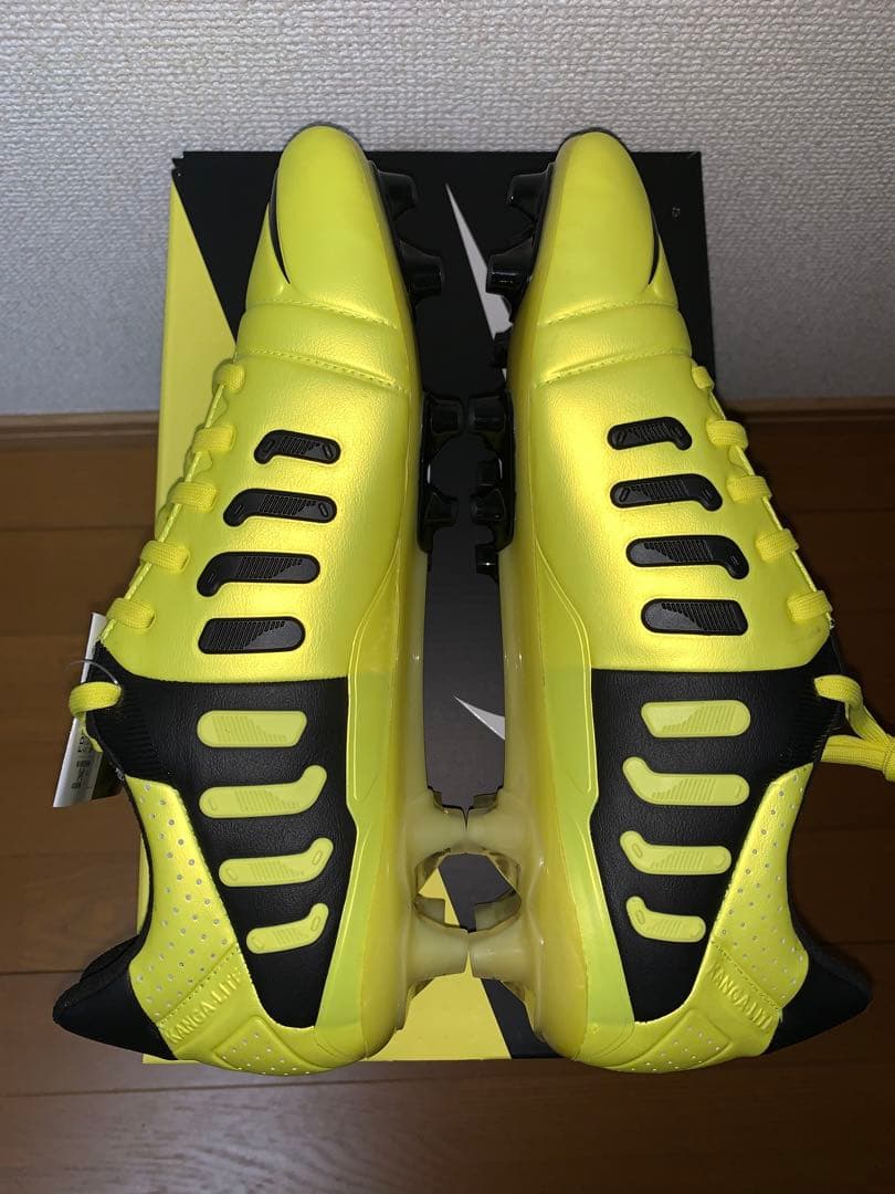 ナイキ　CTR360 マエストリ FG 27cm