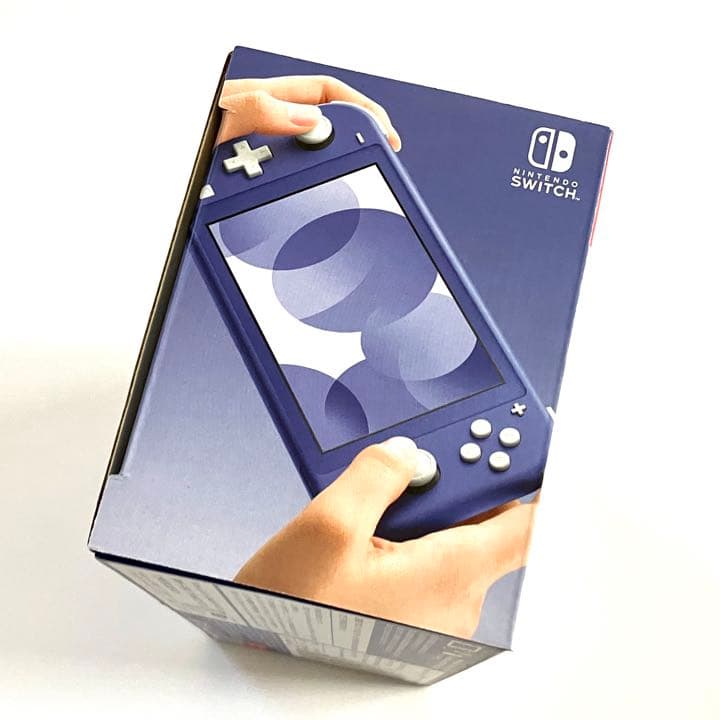 【新品】NINTENDO SWITCH LITE ブルー　保護フィルム　ソフト付