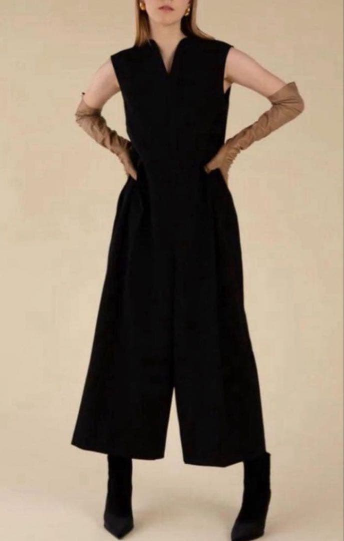 Heve へイヴ　ハートネックオールインワン 36 ブラック