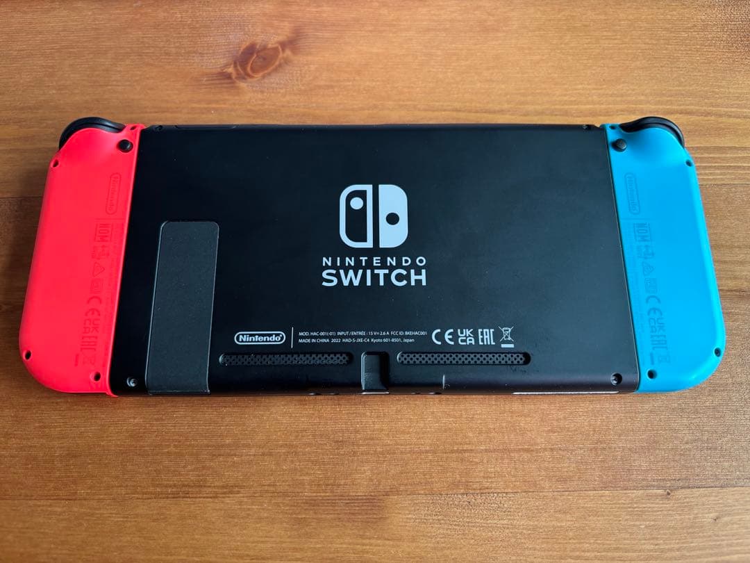 Nintendo Switch 通常モデル　完備品