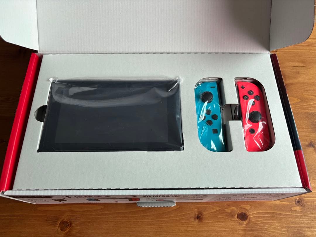 Nintendo Switch 通常モデル　完備品