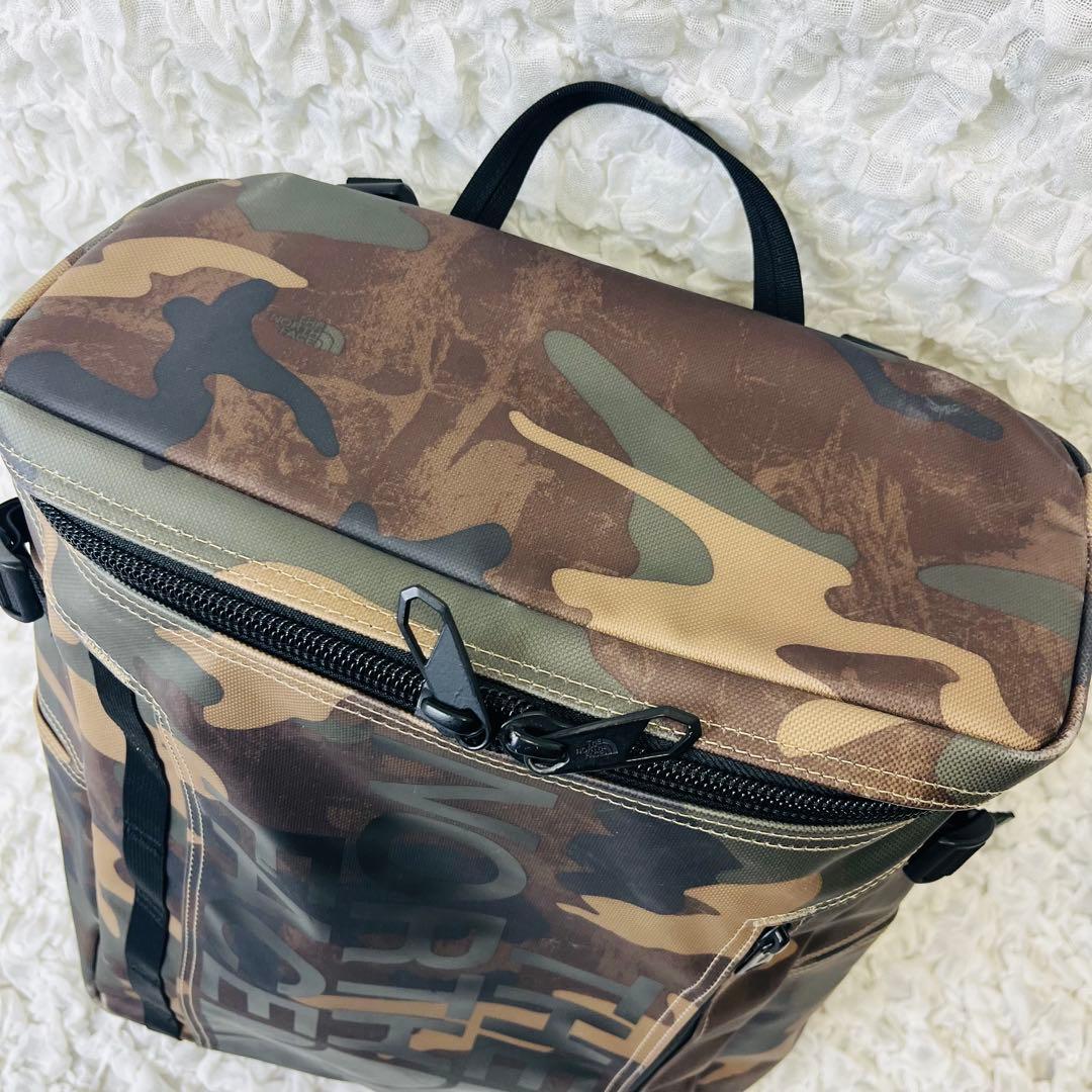 ノースフェイスNM82150ヒューズボックス2 バックパック迷彩リュックカモフラ