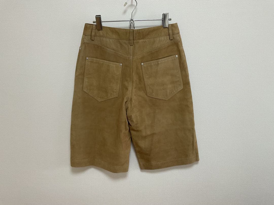 新品未使用 アンスクリア INSCRIRE 山羊革ベージュ ハーフパンツ 36