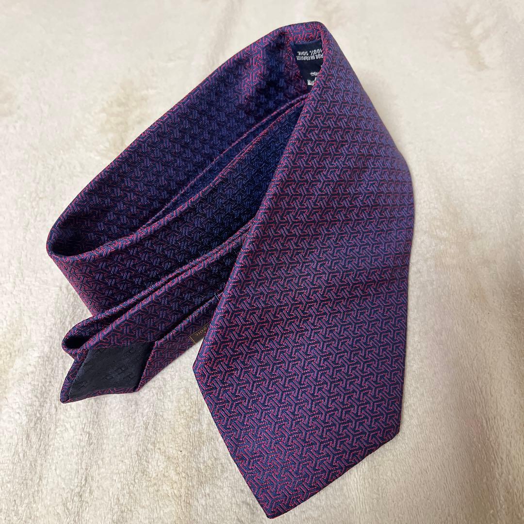 【新品同様】HERMES ネクタイ Hキューブ Hロゴ 立体 ネイビーxレッド