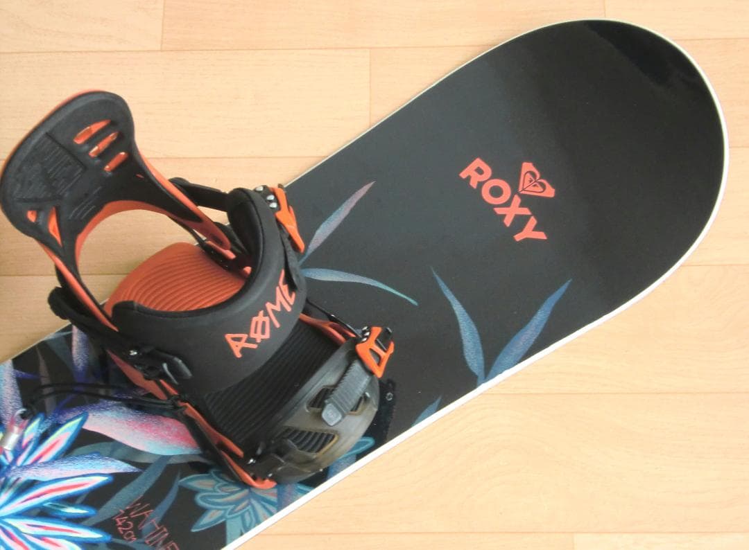 ■1月限定■送料無料■ROXY■女性用スノボセット■142/24.5■WAX済■