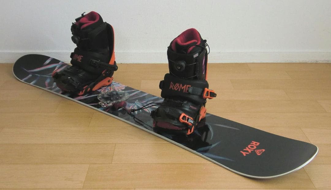 ■1月限定■送料無料■ROXY■女性用スノボセット■142/24.5■WAX済■