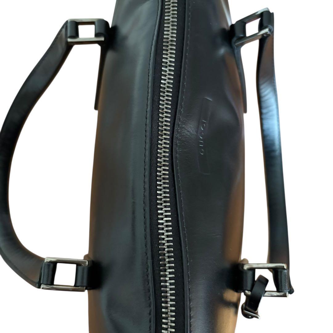 GUCCI 本革　ビジネスバッグ 黒 超軽量 A4可　オールレザー　美品　グッチ