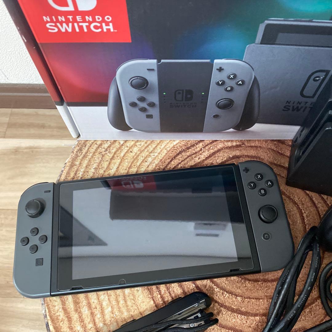 Nintendo Switch ニンテンドースイッチ本体　グレー ①