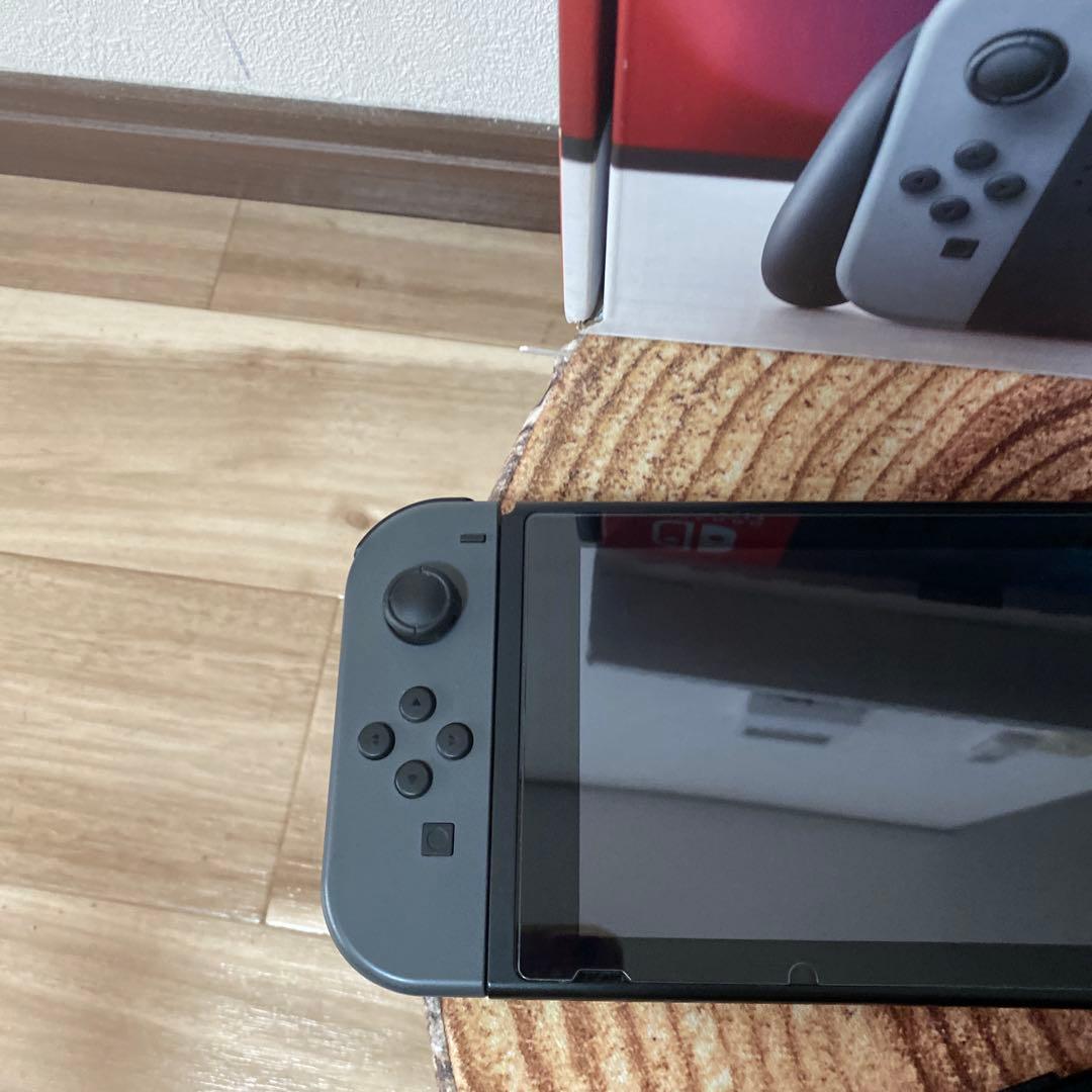 Nintendo Switch ニンテンドースイッチ本体　グレー ①