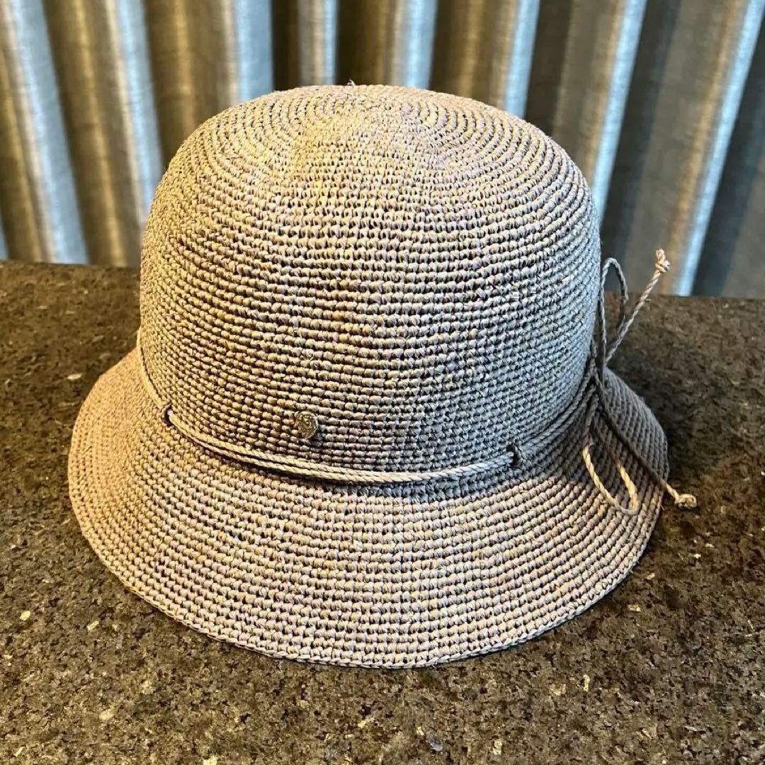 HELEN KAMINSKI グレー