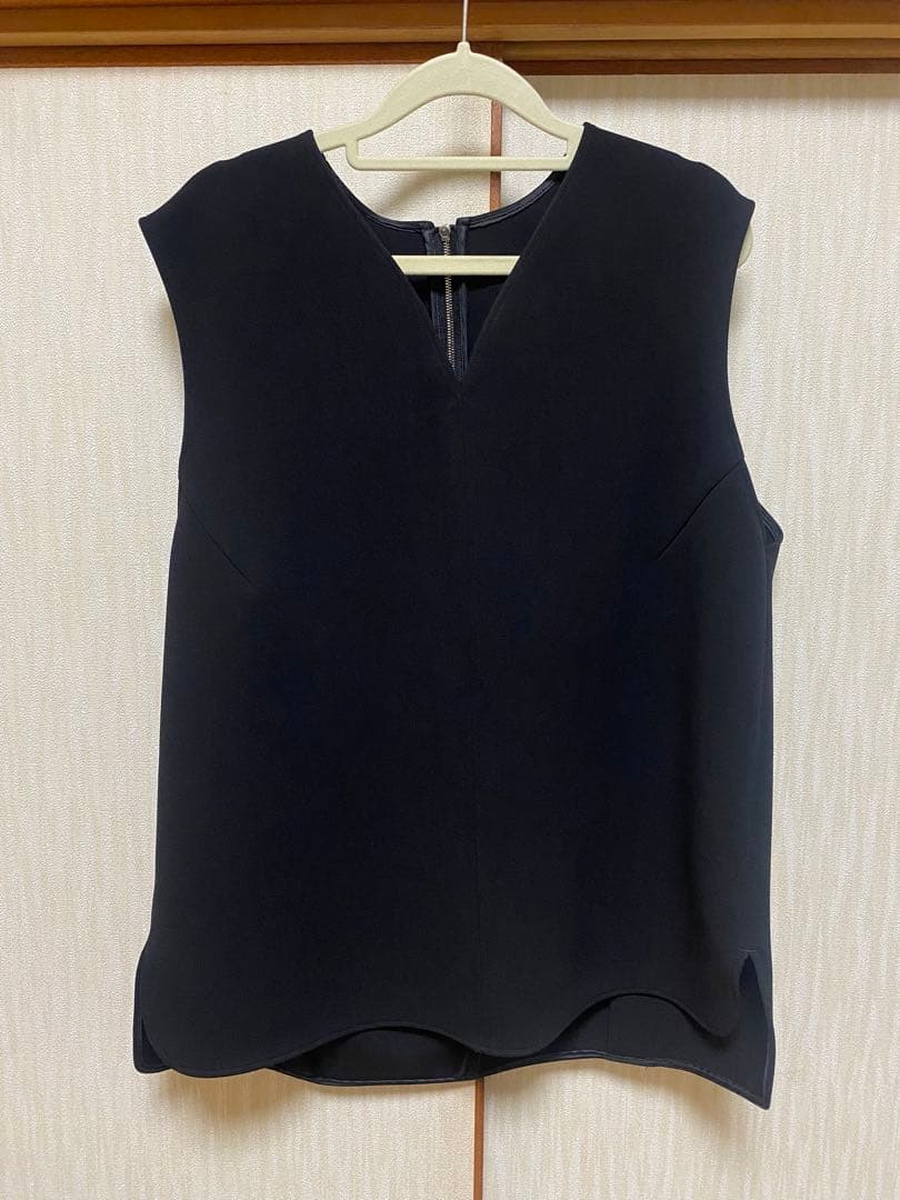 アドーア　ボンディングジャージーカットソー　ベスト　秋冬