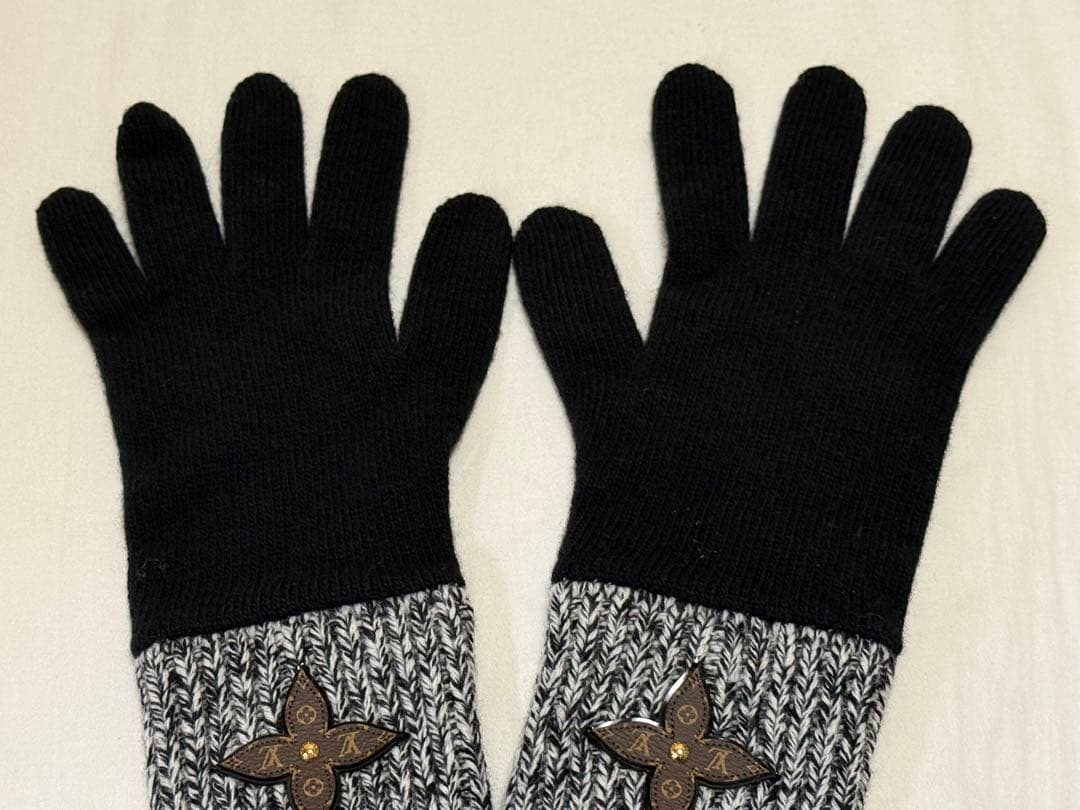 ルイヴィトン レディース 手袋 ニット モノグラム フラワー ほぼ未使用