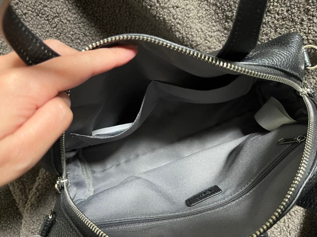 イアパピヨネ 2WAYスタッズボストンバッグ