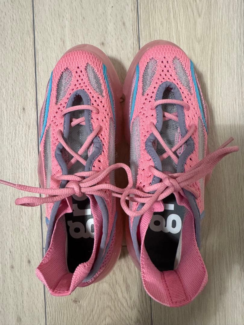 grounds MOOPIEKNIT ON KNITピンク