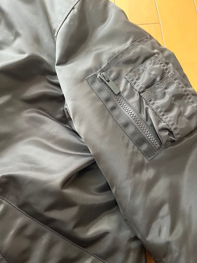 【美品】ユニクロ UNIQLO +j MA-1