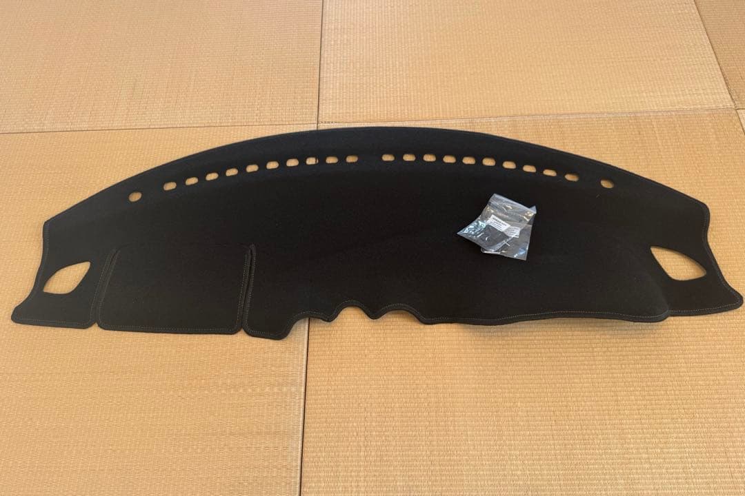 SUNLAND スイフトスポーツ SUZUKI ZC33S ダッシュボードマット